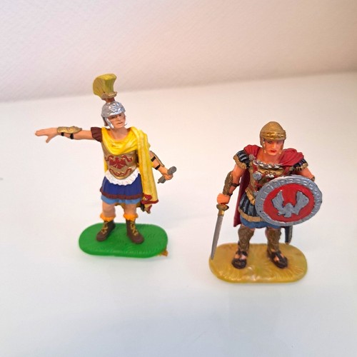 Römer figuren - 2x,