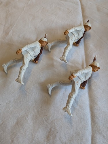 Figuren x kunststoff - figuren,, 3